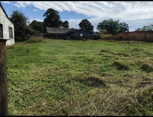 813M² VACANT LAND FOR SALE IN DANNHAUSER